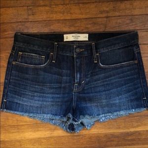 Abercrombie & Fitch cutoff Jean shorts